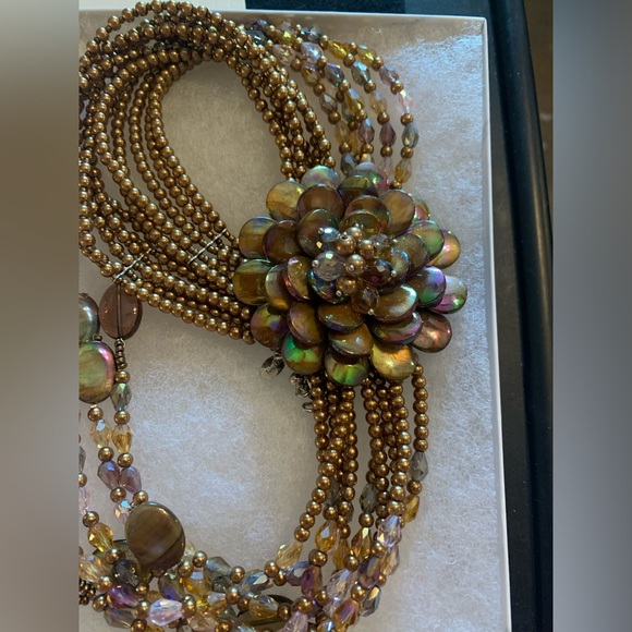 Joan Rivers vintage large flower statement necklace - Picture 6 of 10